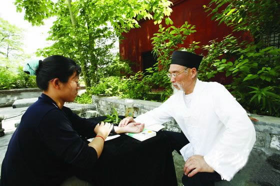 中医三品说：道医、术医、庸医……