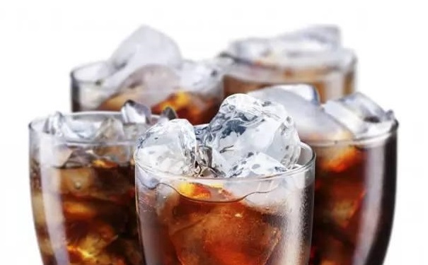 从中医角度分析碳酸饮料如何影响健康？